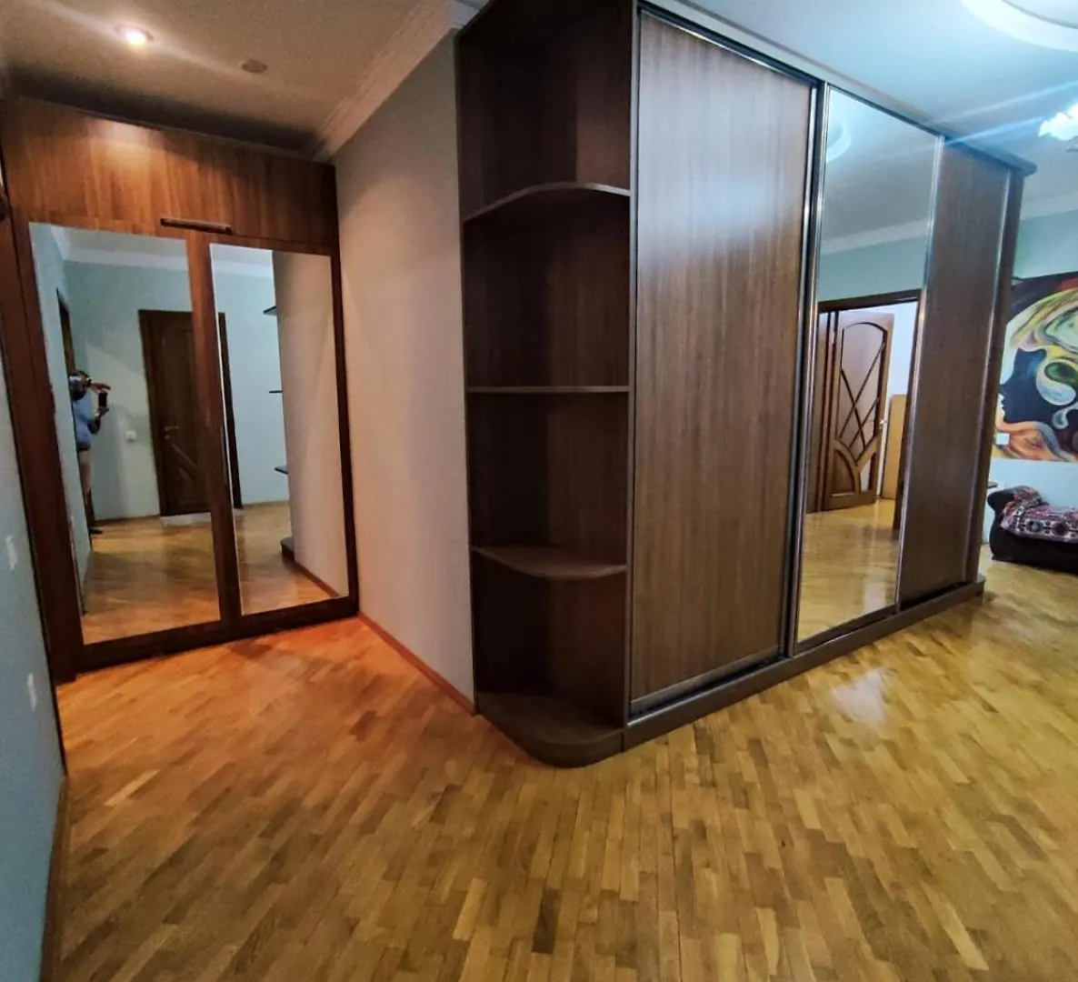 Spacious And Comfortable 3-Room Apartment ,Prime Central Location Baku 0*,  Aserbaidschan